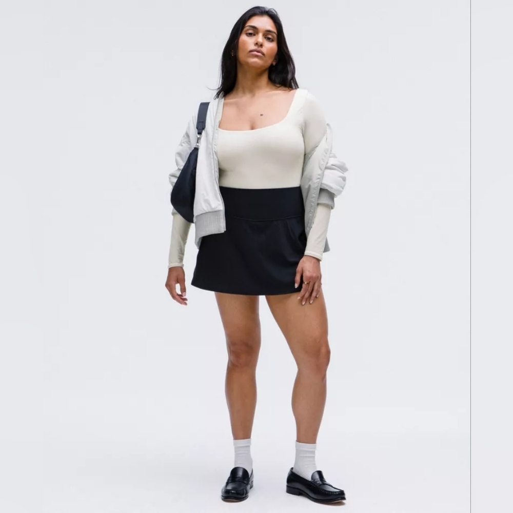 Lululemon Wundermost Ultra-Soft Nulu Square-Neck Long-Sleeve Bodysuit Shine